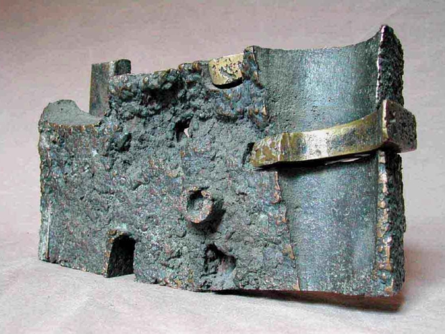1975 - Le Mur, 18x30x6 cm - Bronze - Atelier des Issarts