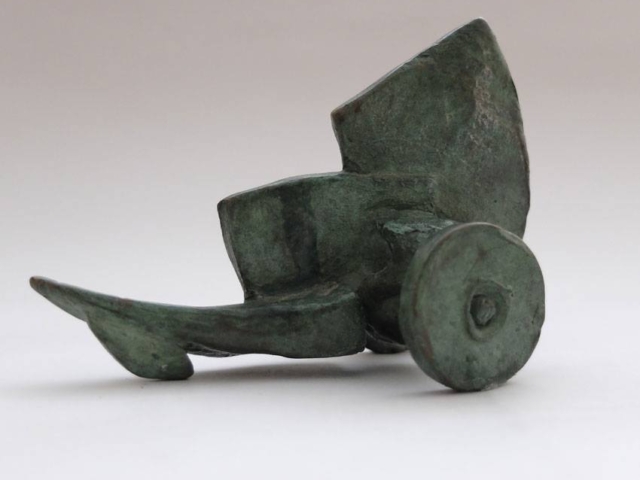 1995/97 - La brouette à Sisyphe, 85x52x37 mm - Bronze à patine verte - Atelier vallée de l'Ubaye